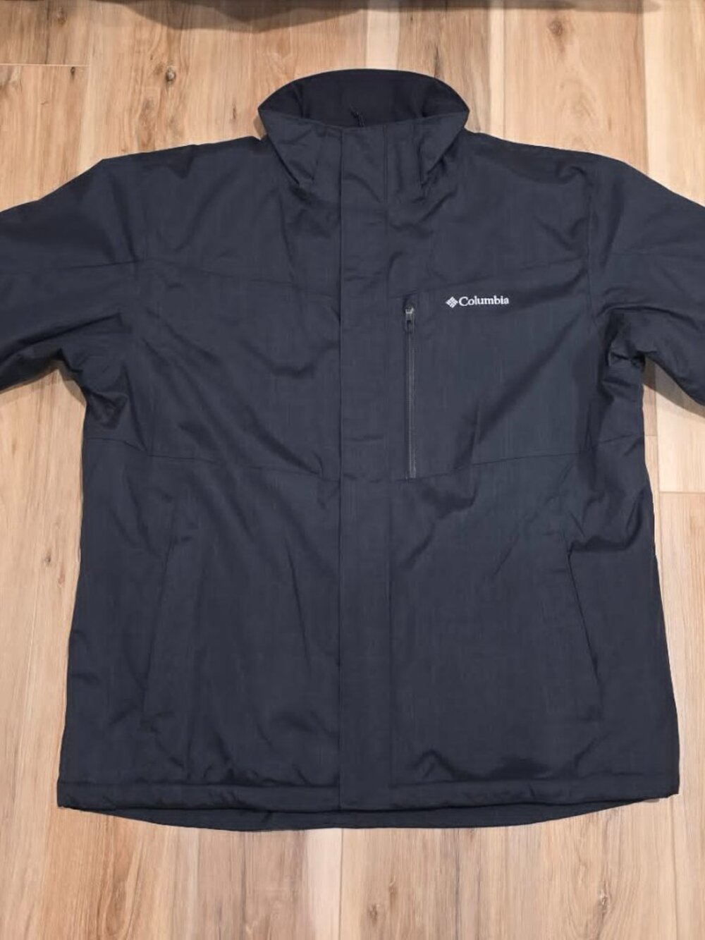 CONSIGNMENT BOUND -Columbia Jacket - Omni Heat - XL